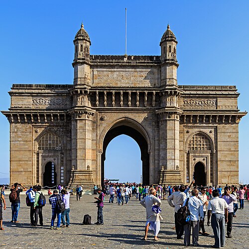 Famous landmark in Maharashtra — Gateway of India, Mumbai